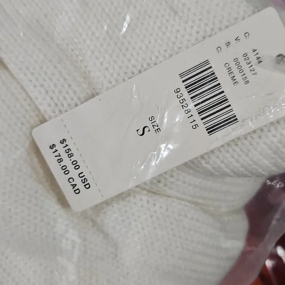 Beach Riot Sweater - Picture 10 of 10